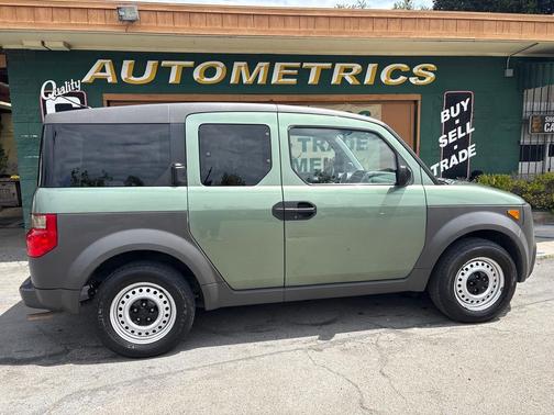 GREEN 2004 Honda Element LX