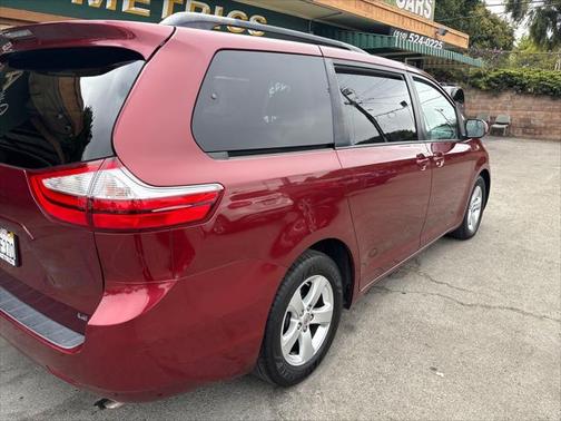 2015 Toyota Sienna LE