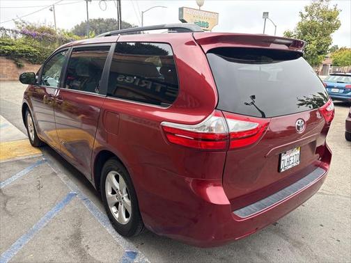 2015 Toyota Sienna LE