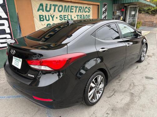 Black Noir Pearl 2015 Hyundai ELANTRA Limited
