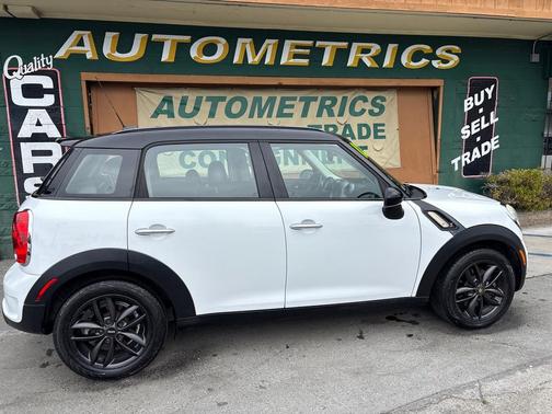 2012 MINI Cooper S Countryman Base