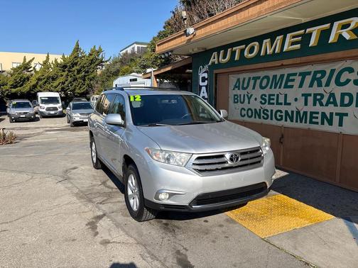 2012 Toyota Highlander SE
