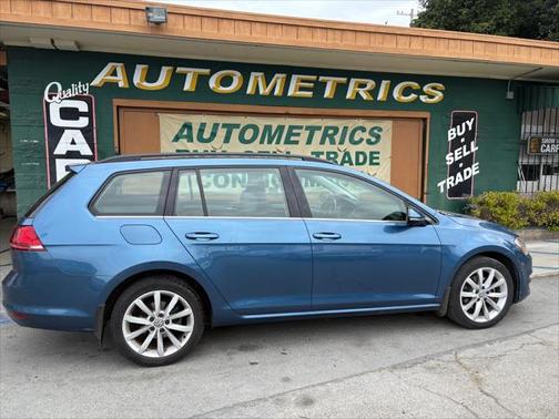 2015 Volkswagen Golf SportWagen TSI SE 4-Door