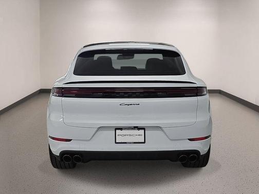 Carrara White Metallic 2026 Porsche Cayenne AWD