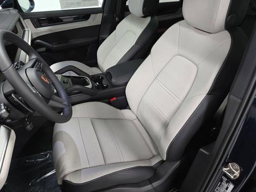 Blue Metallic 2026 Porsche Cayenne S