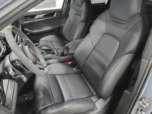 Arctic Grey 2026 Porsche Cayenne Turbo GT