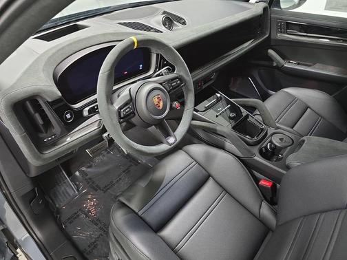 Arctic Grey 2026 Porsche Cayenne Turbo GT