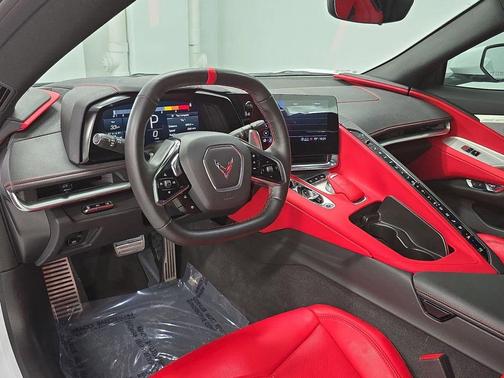 Arctic White 2022 Chevrolet Corvette Stingray w/2LT