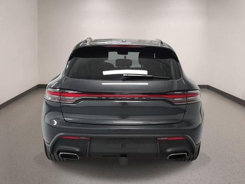 Volcano Grey Metallic 2025 Porsche Macan Base