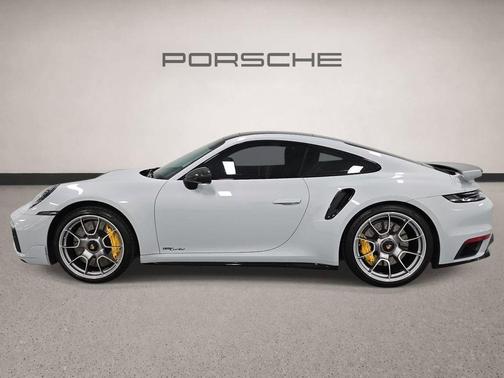 Ice Grey Metallic 2025 Porsche 911 Turbo