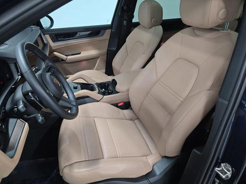 Blue Metallic 2024 Porsche Cayenne AWD
