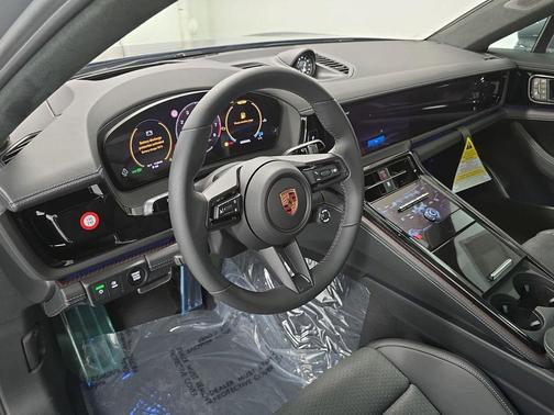 2026 Porsche Panamera GTS
