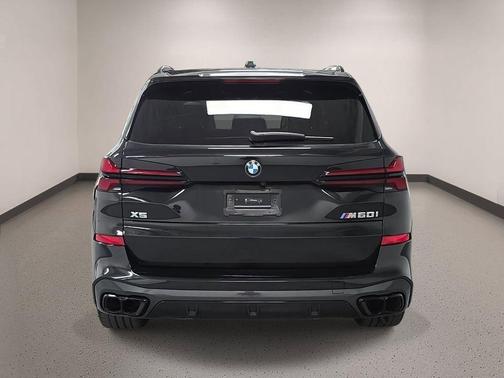 Black Sapphire Metallic 2025 BMW X5 M60i