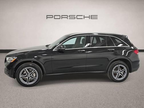 Black 2022 Mercedes-Benz GLC 300 Base 4MATIC
