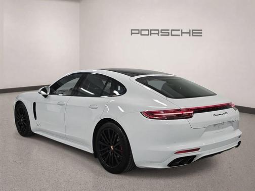 Carrara White Metallic 2020 Porsche Panamera GTS