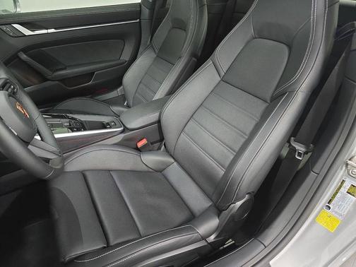 GT Silver Metallic 2025 Porsche 911