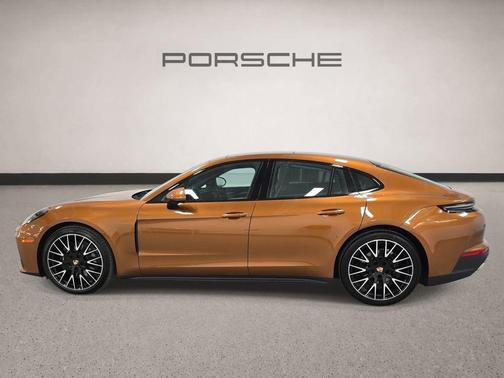 Madeira 2024 Porsche Panamera 4