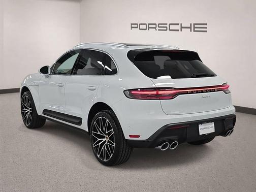 Carrara White Metallic 2026 Porsche Macan Base