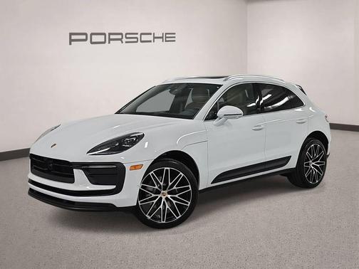 Carrara White Metallic 2026 Porsche Macan Base