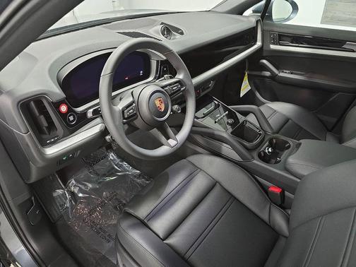 Platinum Silver Metallic 2026 Porsche Cayenne AWD