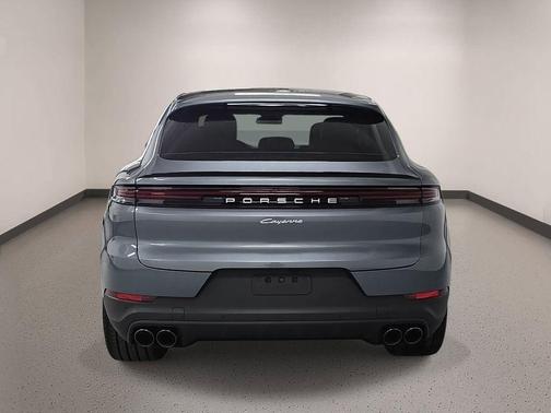 Platinum Silver Metallic 2026 Porsche Cayenne AWD
