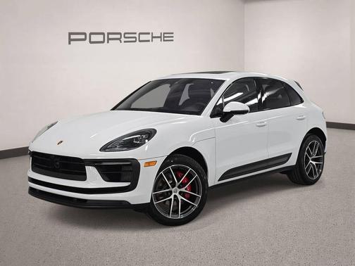 Carrara White Metallic 2026 Porsche Macan S