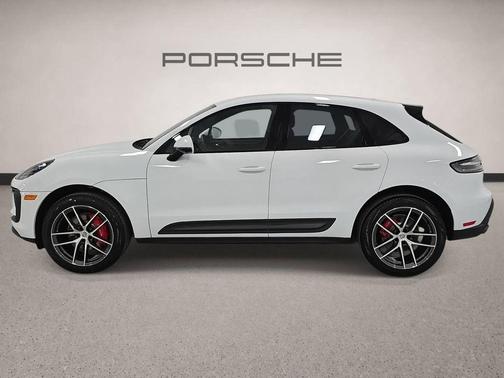 Carrara White Metallic 2026 Porsche Macan S