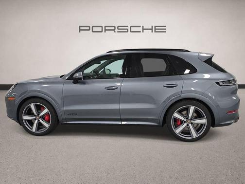 Platinum Silver Metallic 2026 Porsche Cayenne GTS