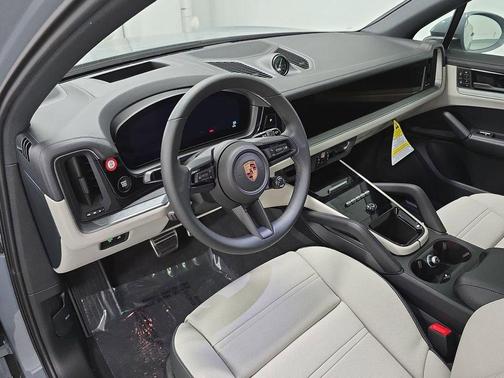 Arctic Grey 2026 Porsche Cayenne S