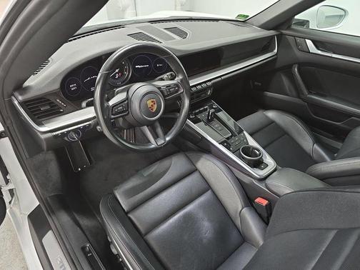 Carrara White Metallic 2022 Porsche 911