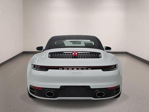 Carrara White Metallic 2022 Porsche 911
