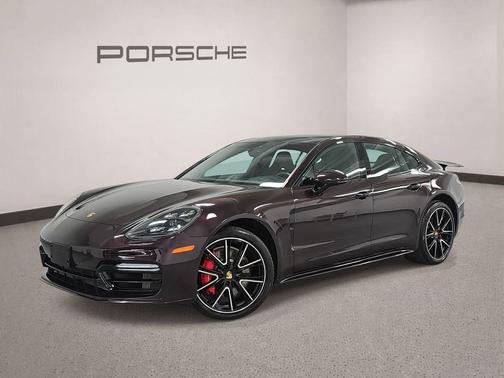 Amethyst Metallic 2020 Porsche Panamera GTS