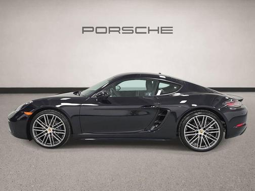 Jet Black Metallic 2024 Porsche 718 Cayman Base