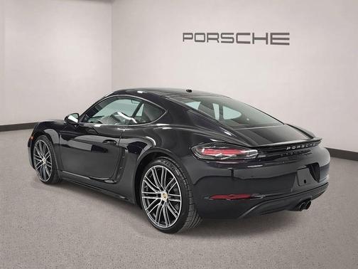 Jet Black Metallic 2024 Porsche 718 Cayman Base