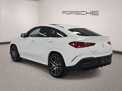 MANUFAKTUR Moonlight White Metallic 2025 Mercedes-Benz AMG GLE 53 Base