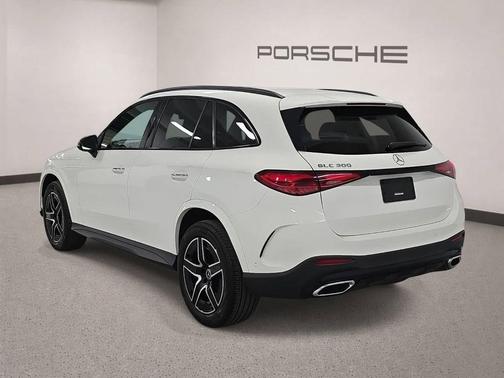 Polar White 2023 Mercedes-Benz GLC 300 Base