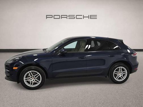 Night Blue Metallic 2021 Porsche Macan Base