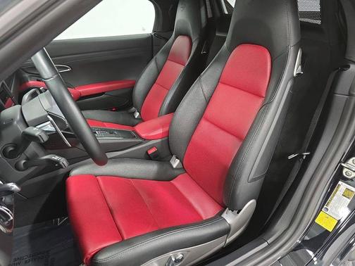 Jet Black Metallic 2017 Porsche 718 Boxster S