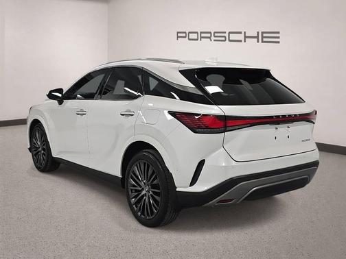 Eminent White Pearl 2023 Lexus RX 350 Luxury