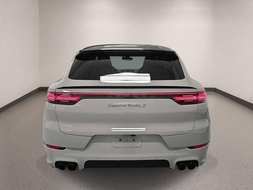 Chalk 2023 Porsche Cayenne Turbo S