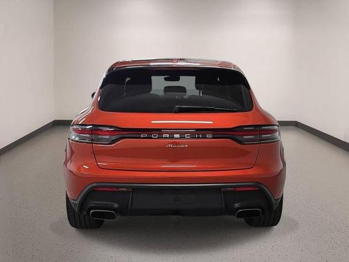 Papaya Metallic 2023 Porsche Macan Base