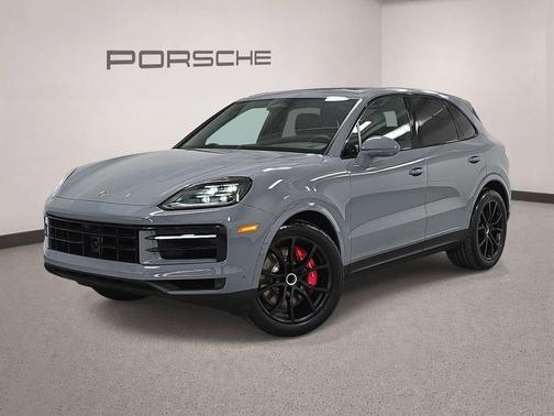 Arctic Grey 2026 Porsche Cayenne S