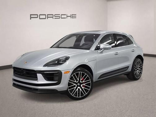 Dolomite Silver Metallic 2026 Porsche Macan S
