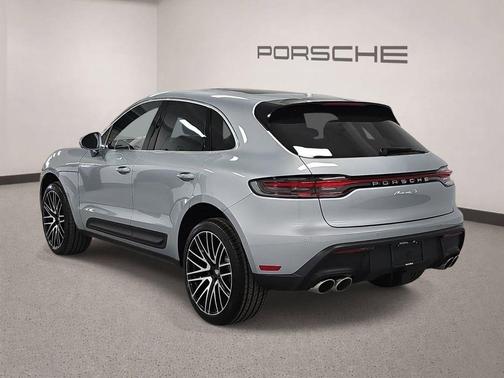Dolomite Silver Metallic 2026 Porsche Macan S