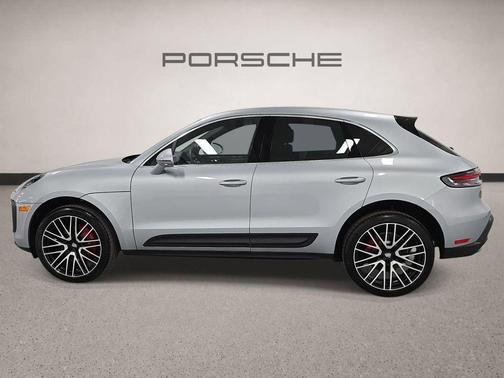 Dolomite Silver Metallic 2026 Porsche Macan S