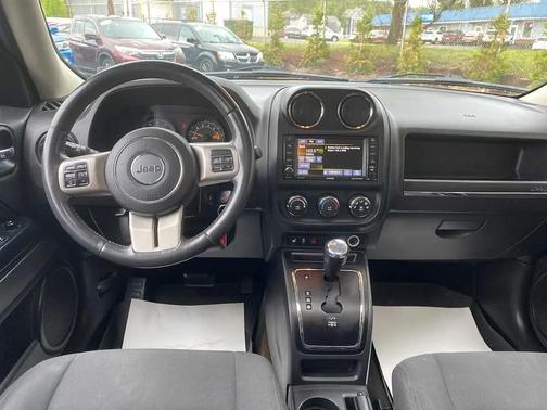 Maximum Steel Met. Clear Coat 2014 Jeep Patriot Latitude