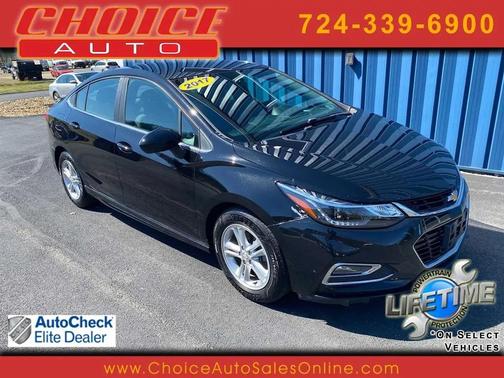 Mosaic Black Metallic 2017 Chevrolet Cruze LT