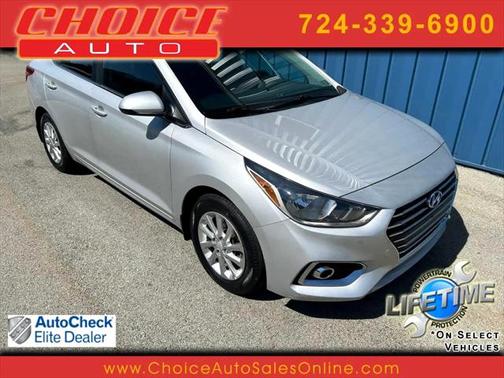 2022 Hyundai Accent SEL 4-Door 6A