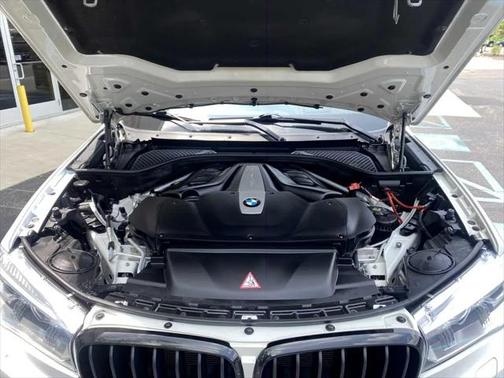 2016 BMW X6 xDrive50i