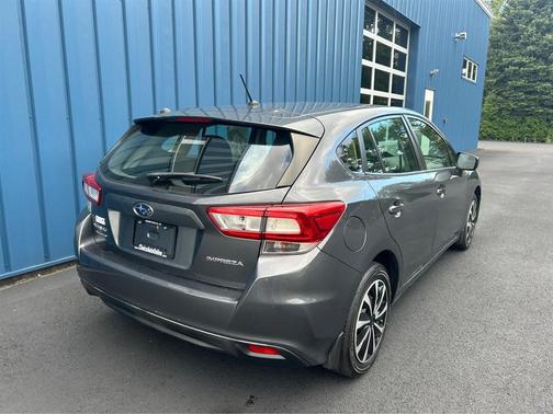 2019 Subaru Impreza 2.0i